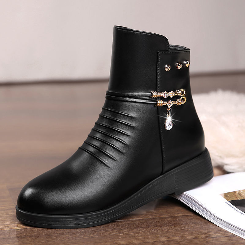 Women's Autumn And Winter Mother Cotton Shoes Boots Soft Sole